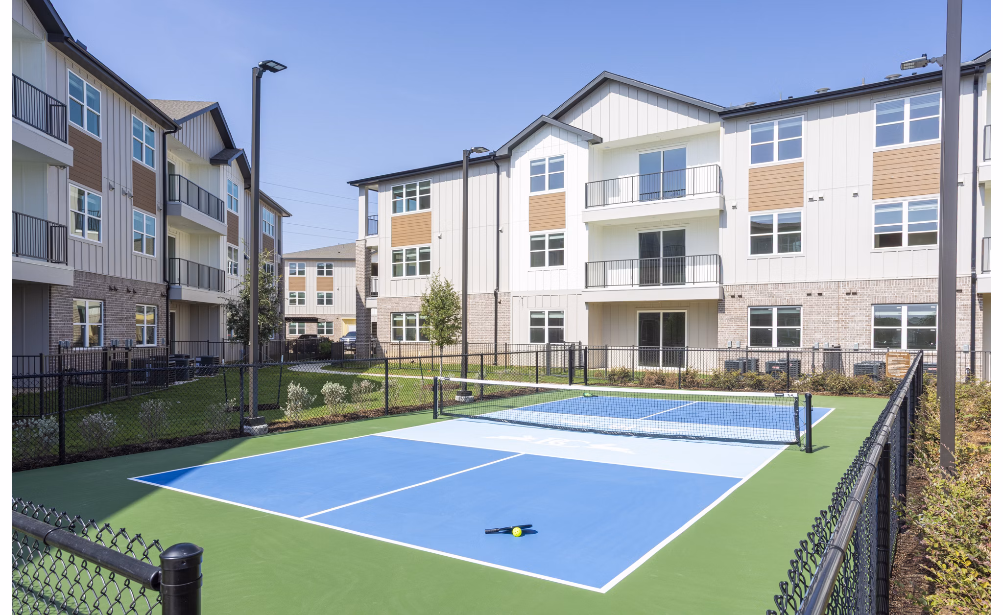 sport court at Broadstone Creekside Apartments