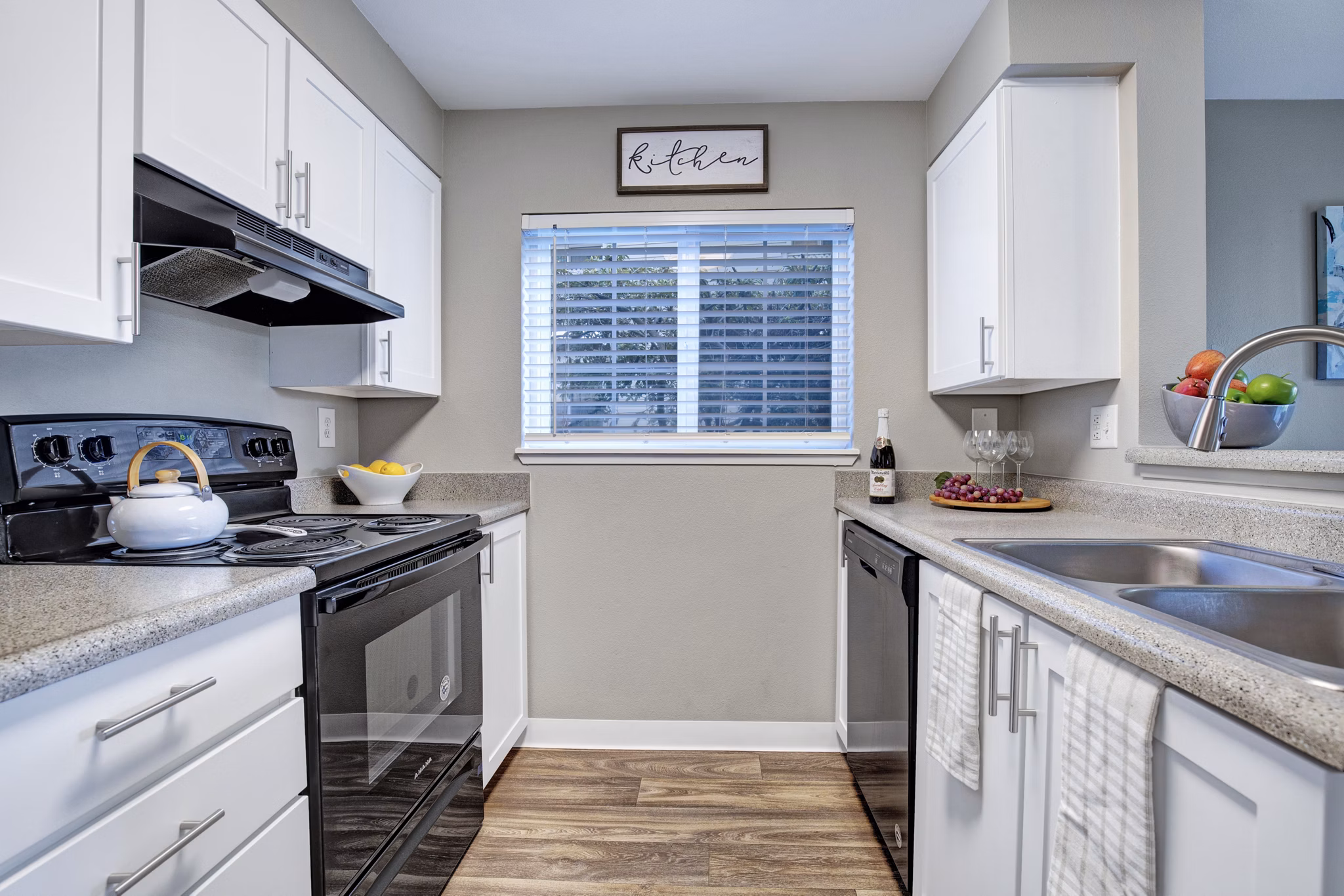 kitchen at Beaumont Grand Apartment Homes Apartments 