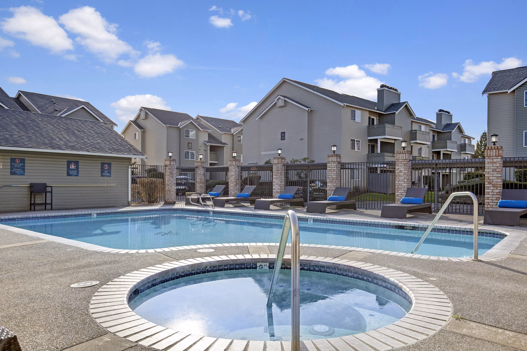 pool at Beaumont Grand Apartment Homes Apartments 