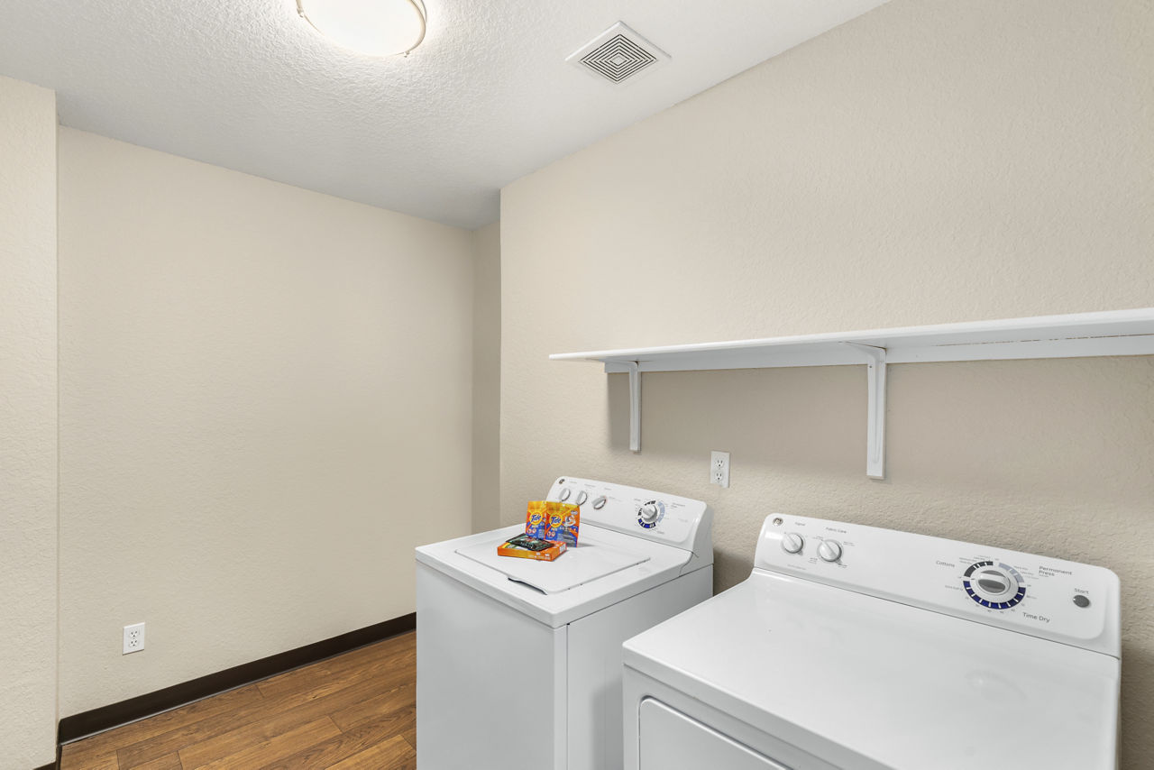 Laundry room at Carriage Park (1 of 2)