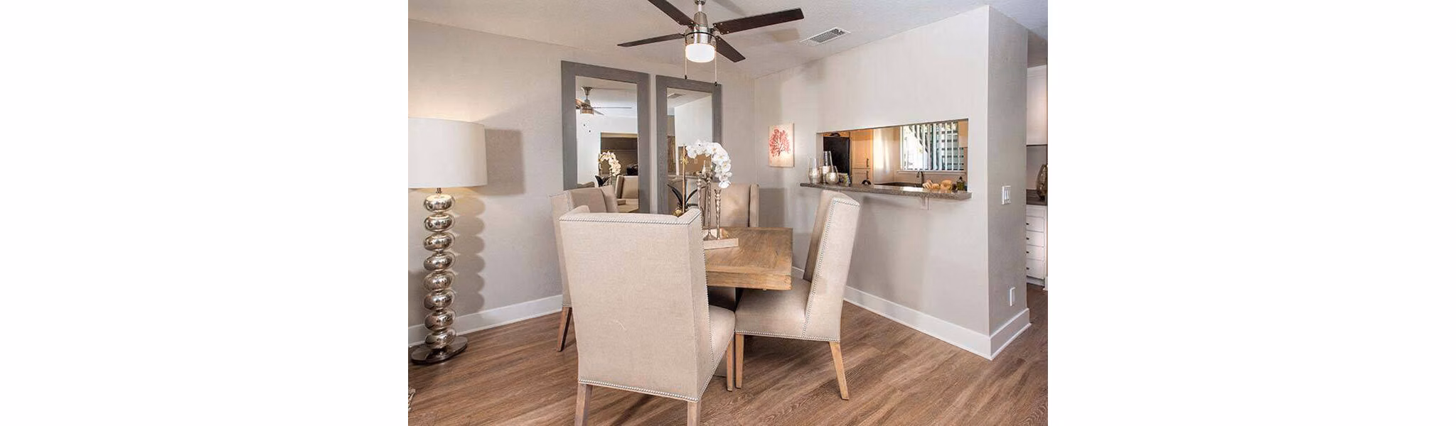 dining room at Kirker Creek Apartments