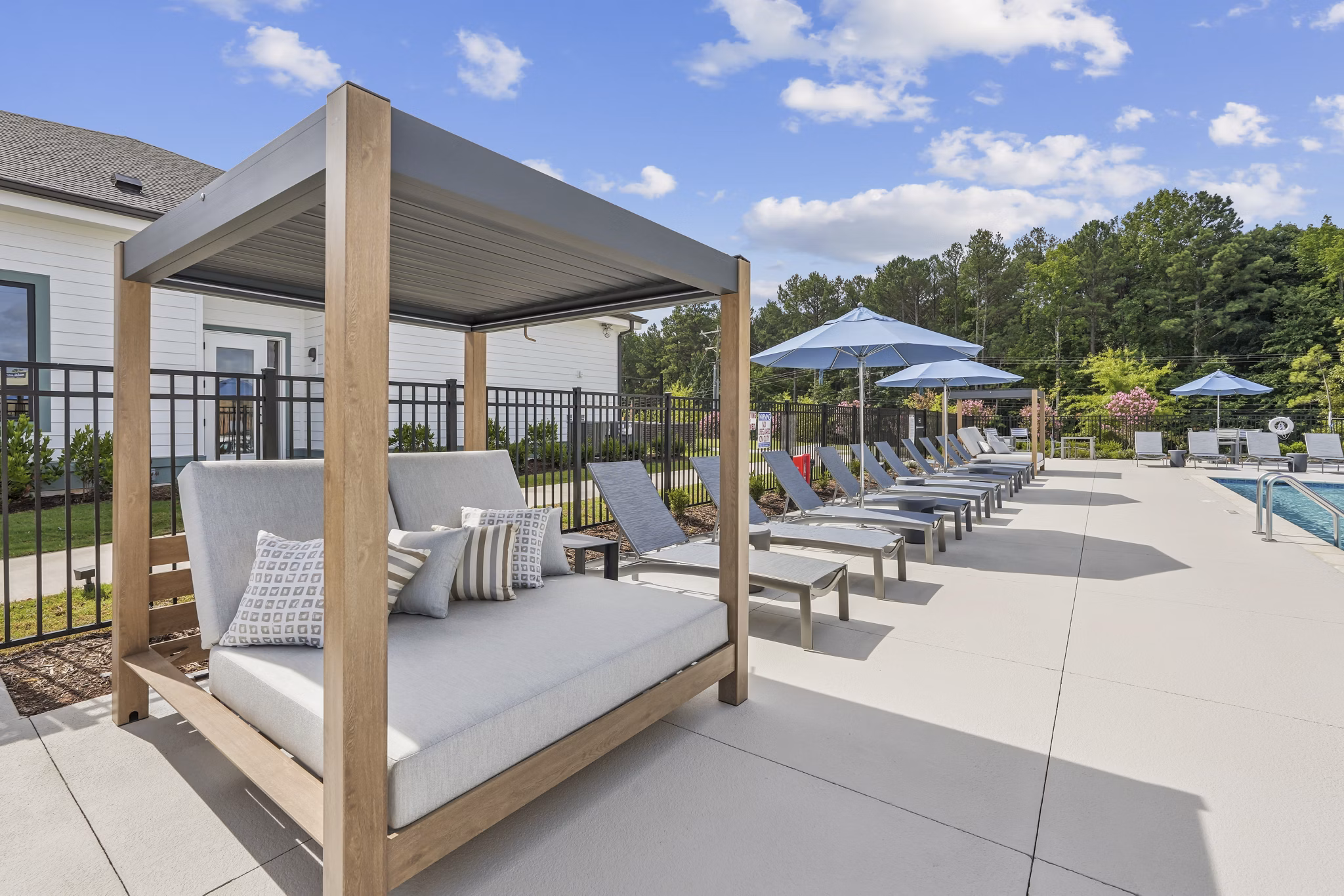pool at Alta Rowe Apartments