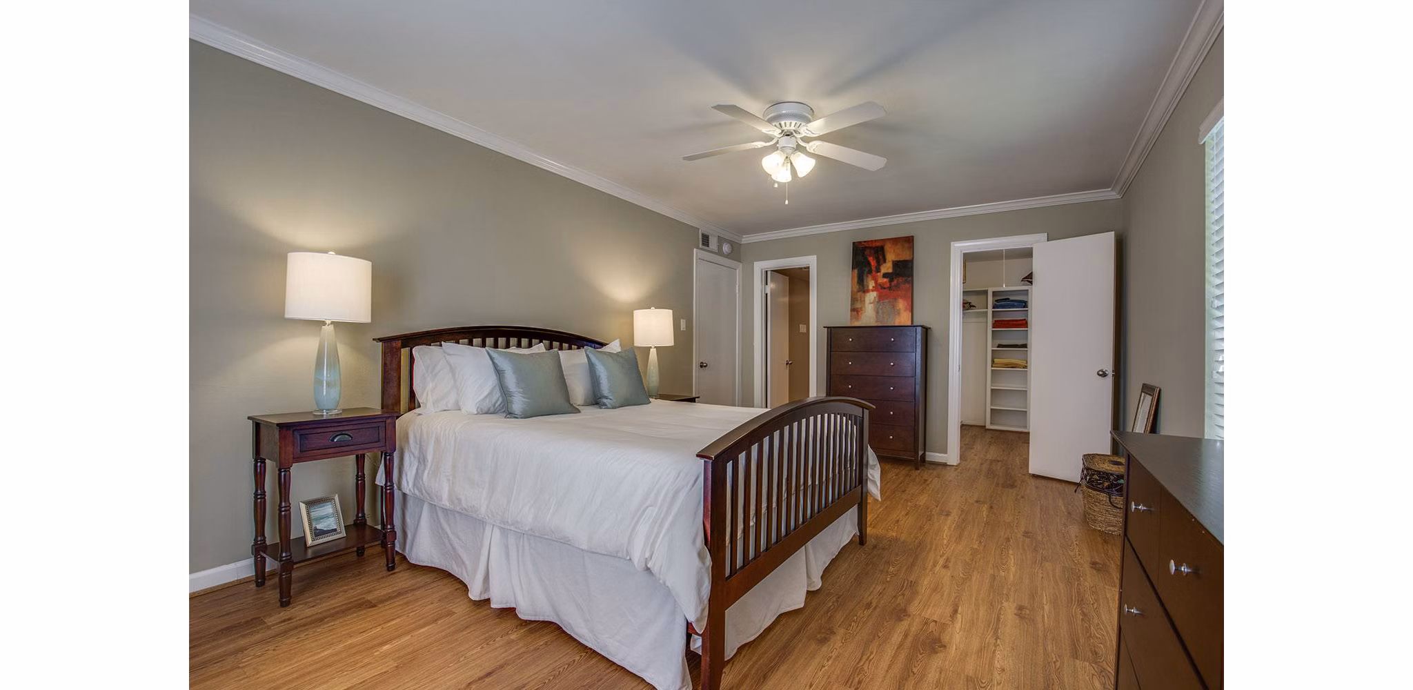 bedroom at Memorial Creole Apartments