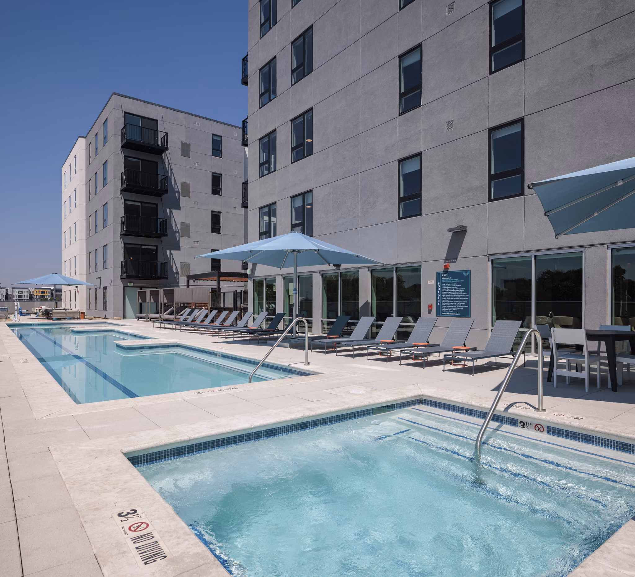 pool at Kalaco Apartments