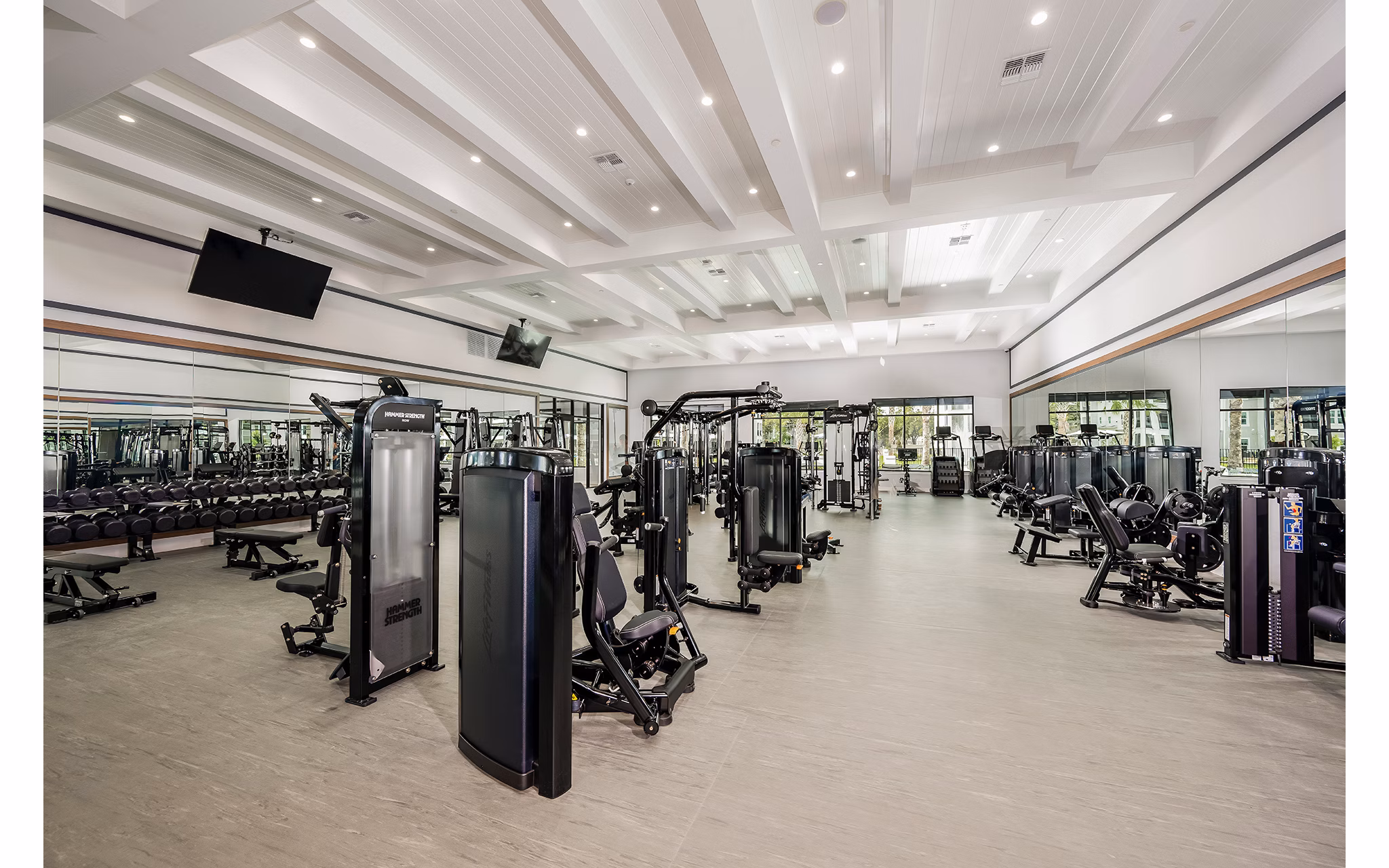 fitness center at Southhaven Apartments