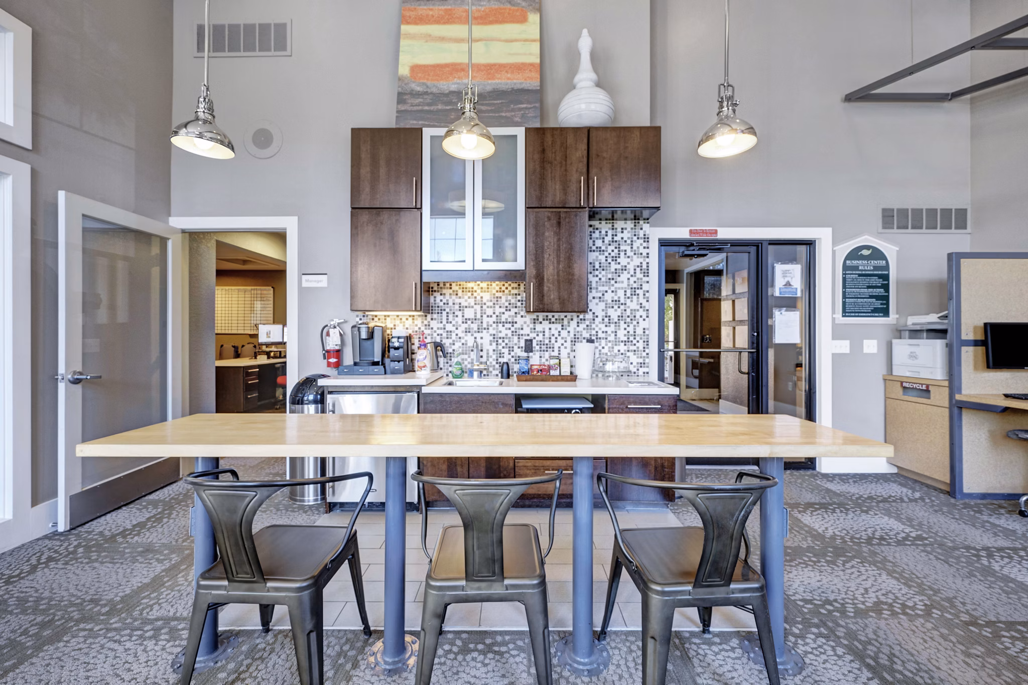 clubhouse at Summit Riverside Apartments 