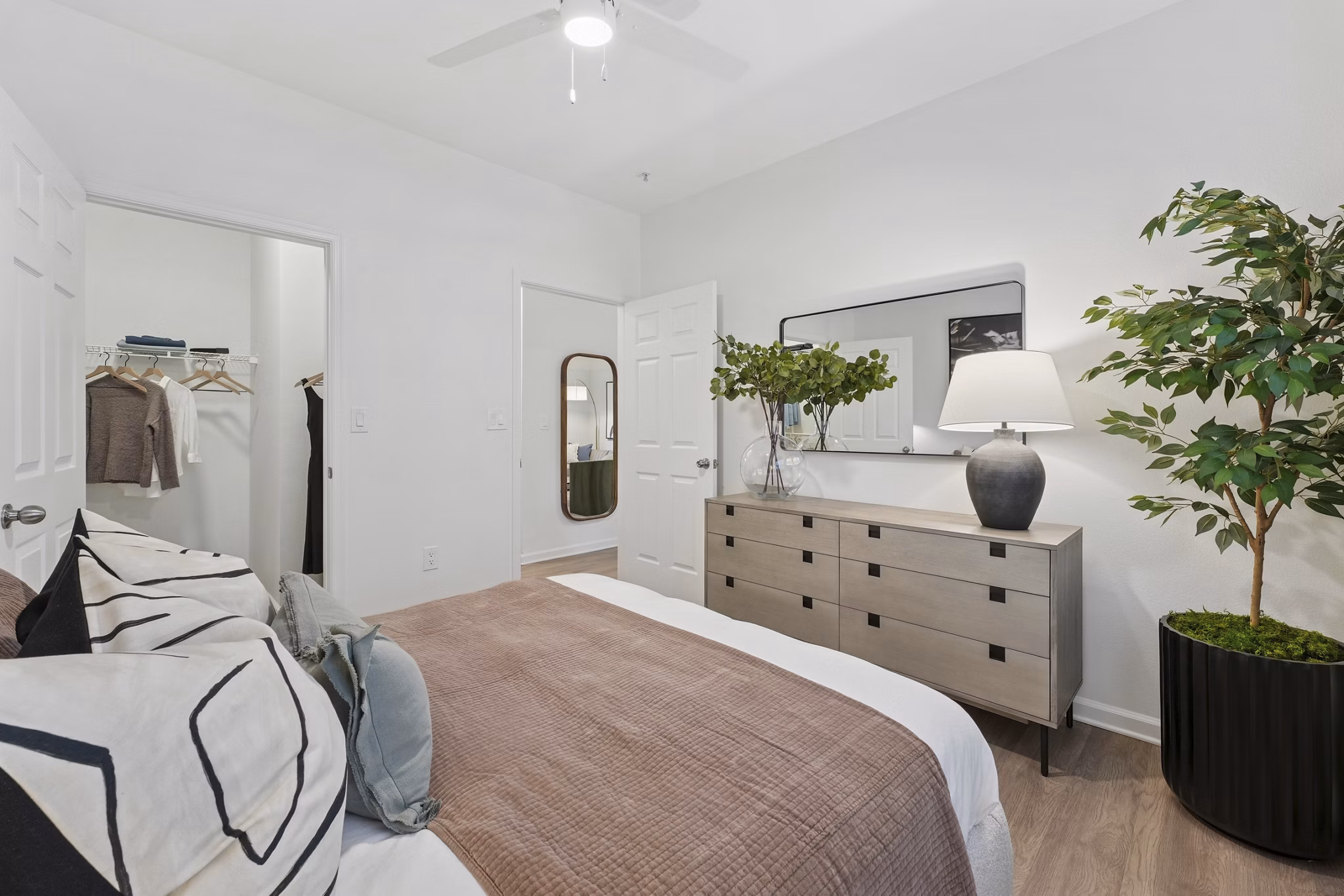 Bedroom at The Ashborough Apartments