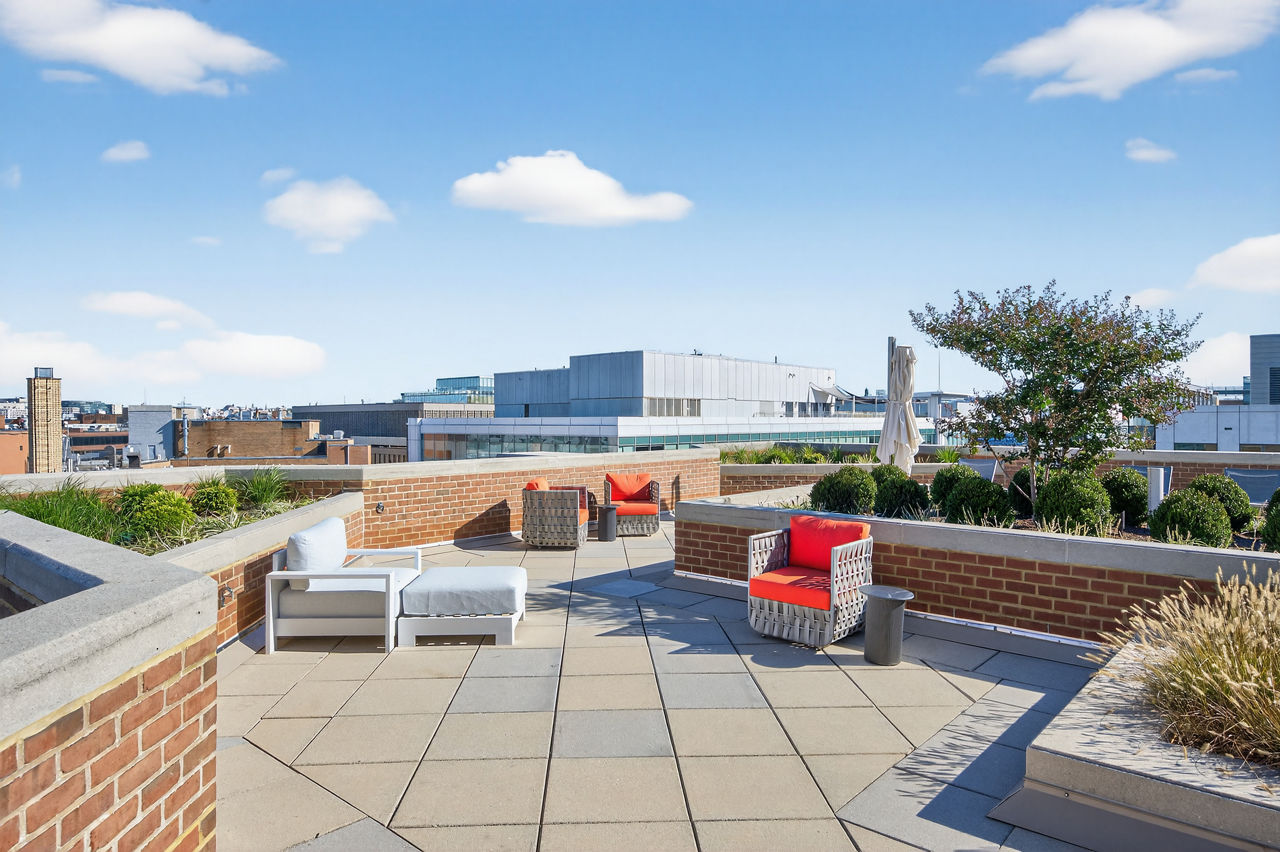 Roof deck at Winston House (7 of 7)
