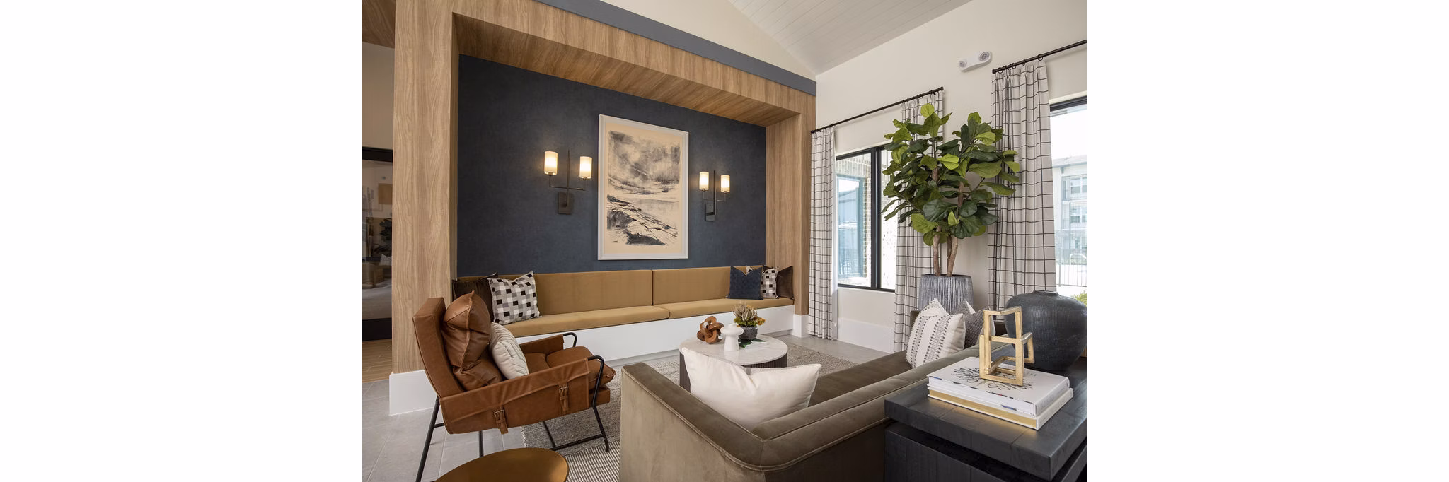 Clubhouse/Lobby at Glade at the Groves Apartments