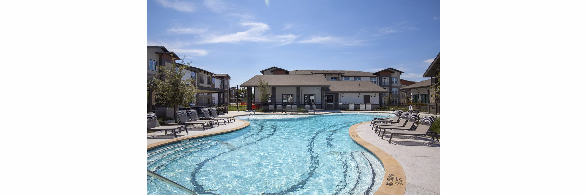 Pool at Glade at the Groves Apartments