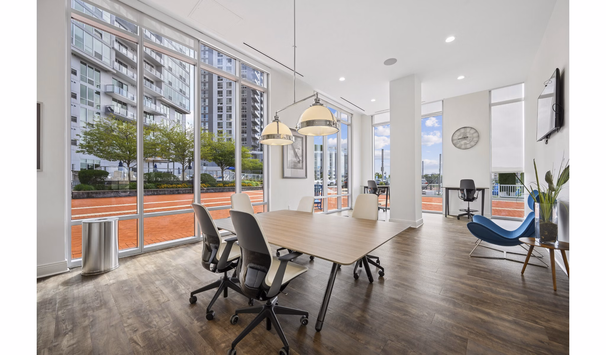 Clubhouse/Lobby at Beacon Harbor Point Apartments