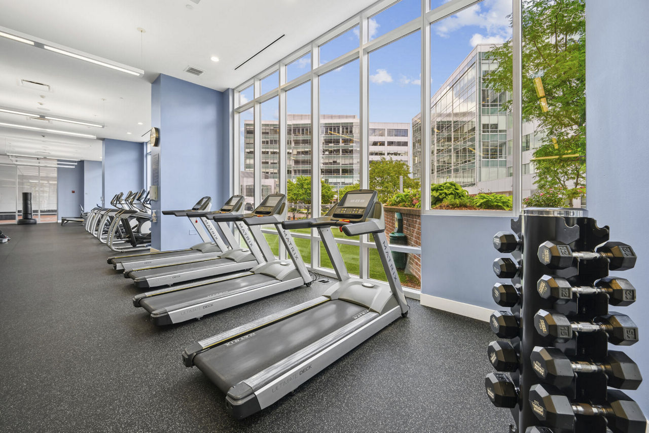 Gym at Beacon Harbor Point (1 of 3)