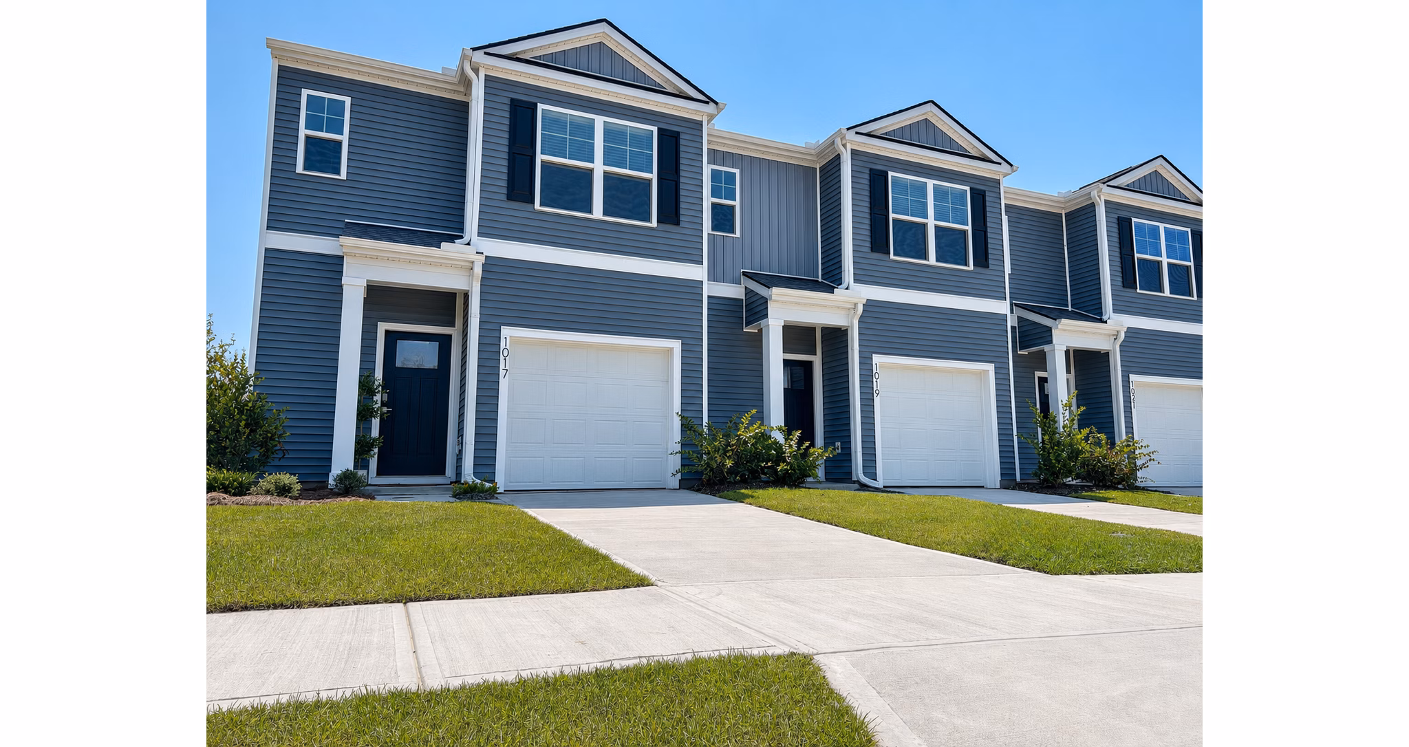 Building/Exterior at Central Townhomes Apartments
