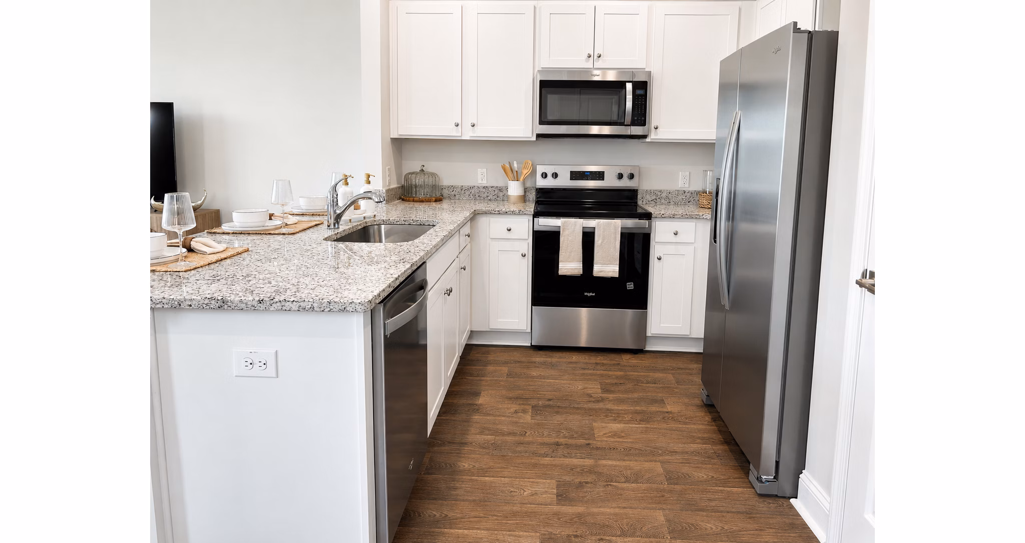 Kitchen at Central Townhomes Apartments