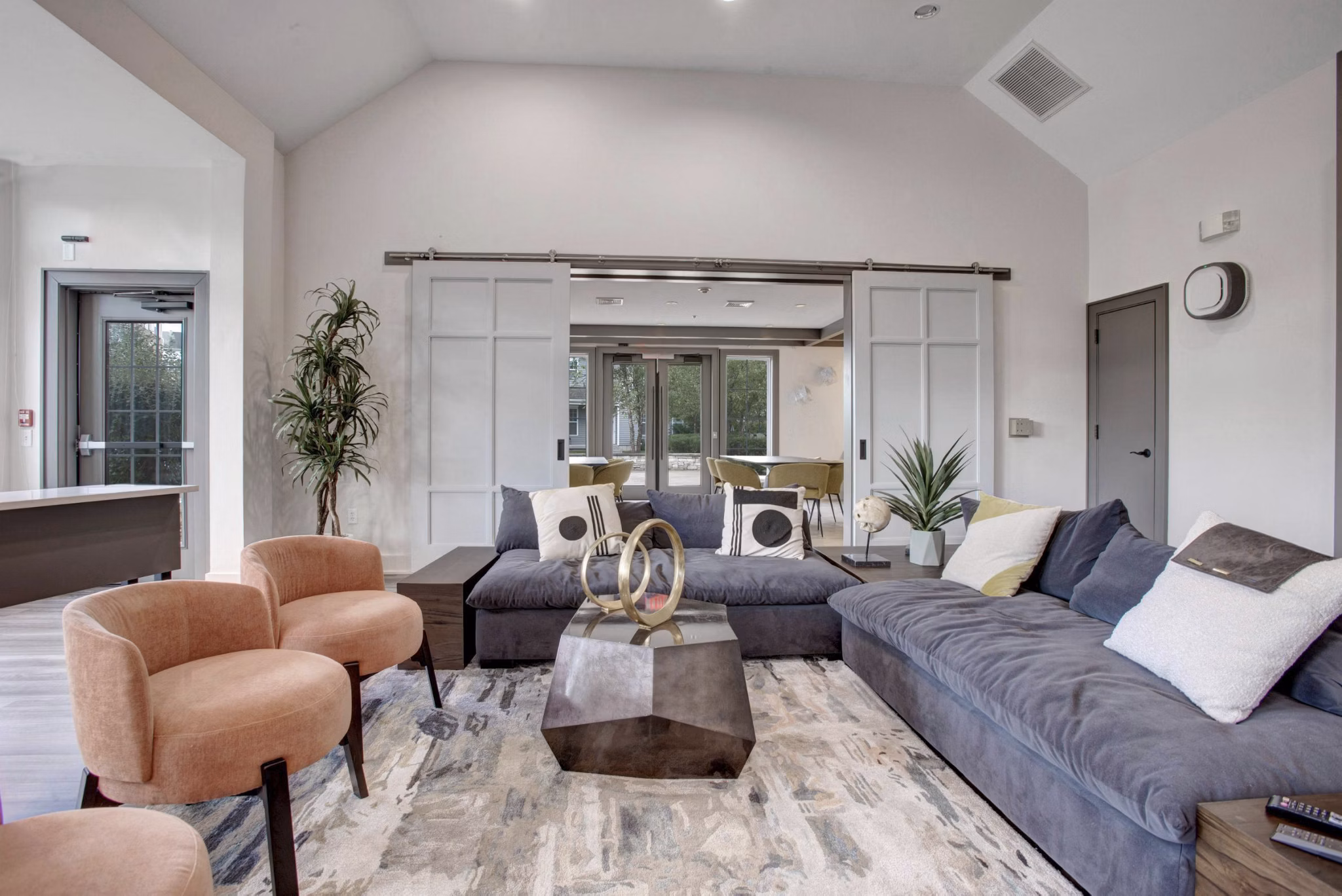 clubhouse at The Grove Somerset Apartments