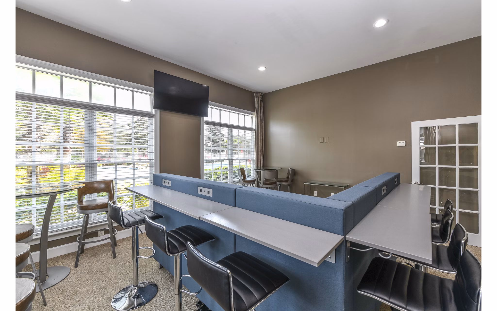Clubhouse/Lobby at Avana Bartram Springs Apartments