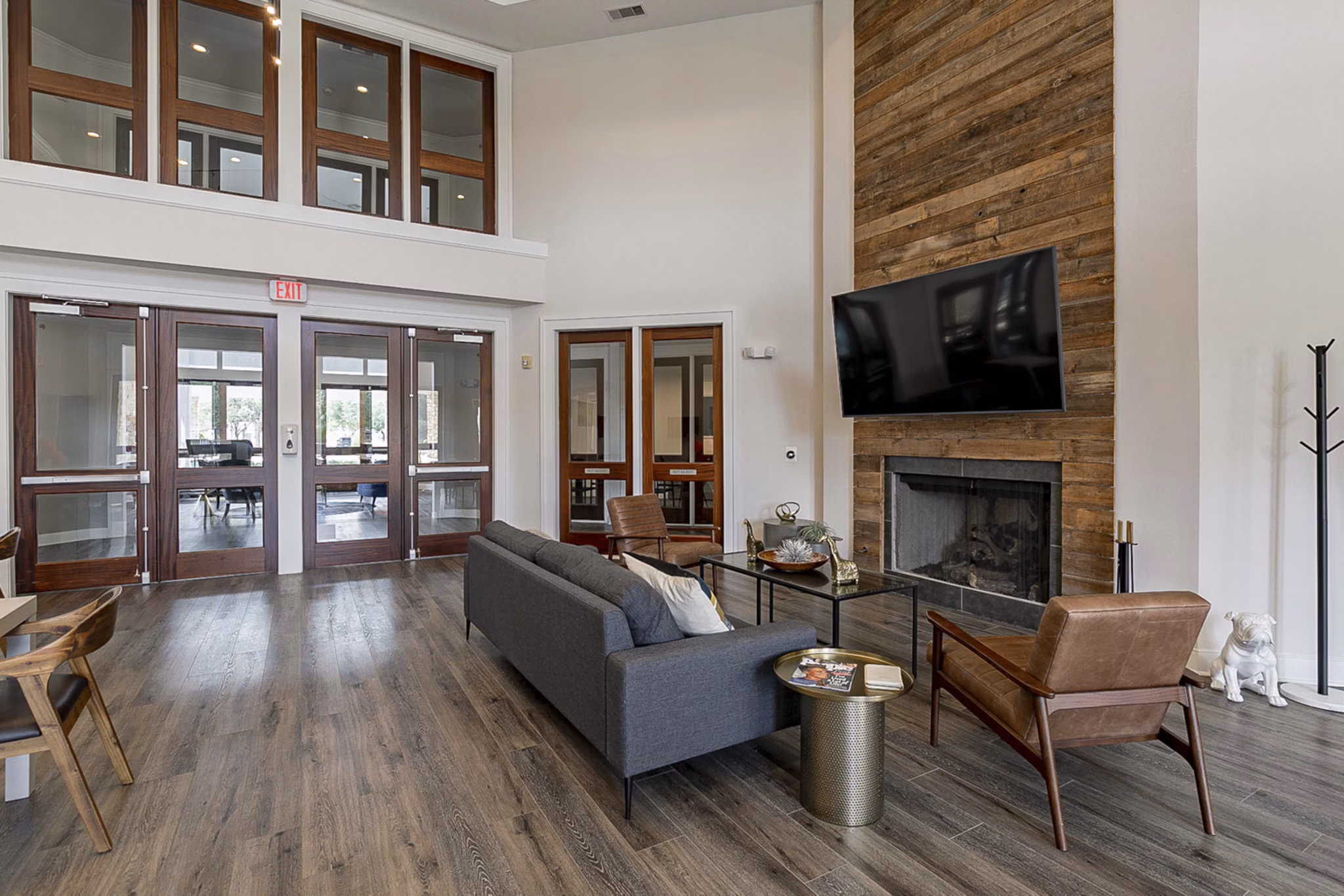 Clubhouse/Lobby at Everleigh Katy Apartments