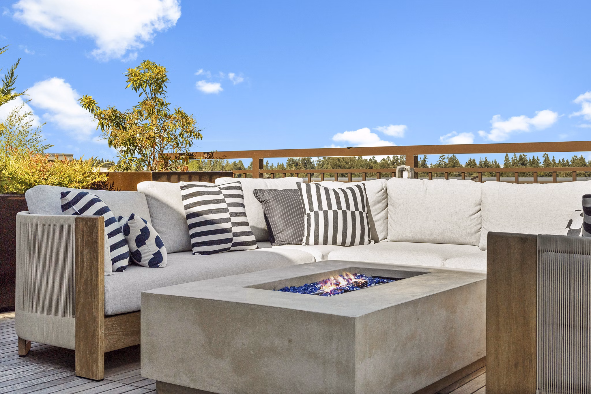 Patio at Baldwyn Apartments