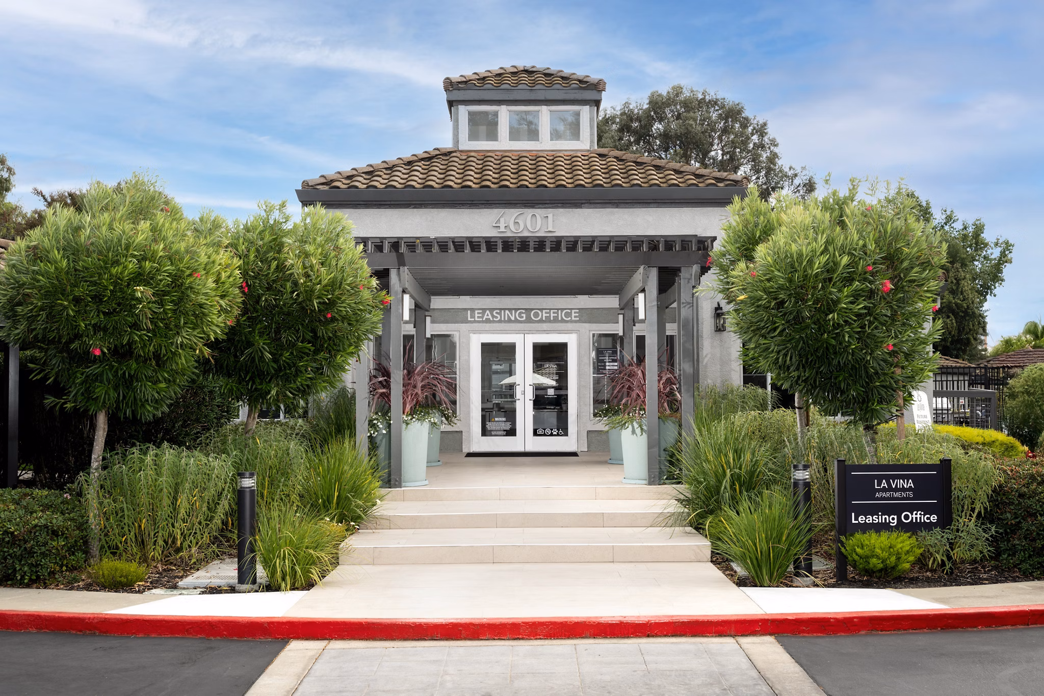building at La Vinat Apartments