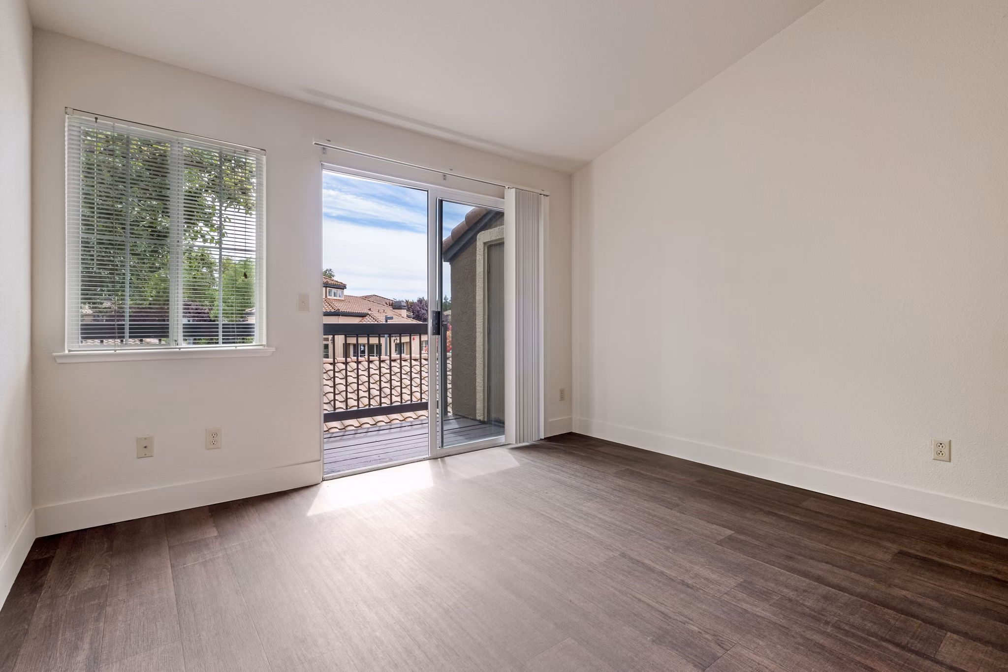 living room at La Vina Apartments