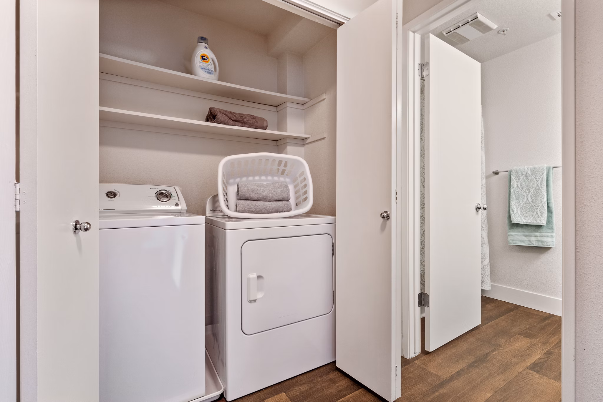 laundry room at La Vina Apartments
