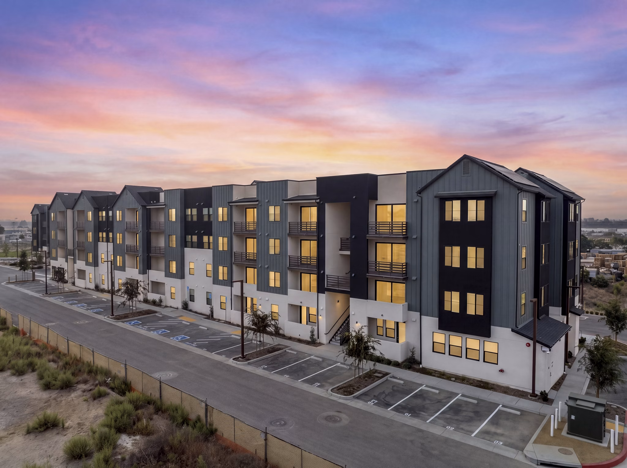 Building/Exterior at Sisal Apartments