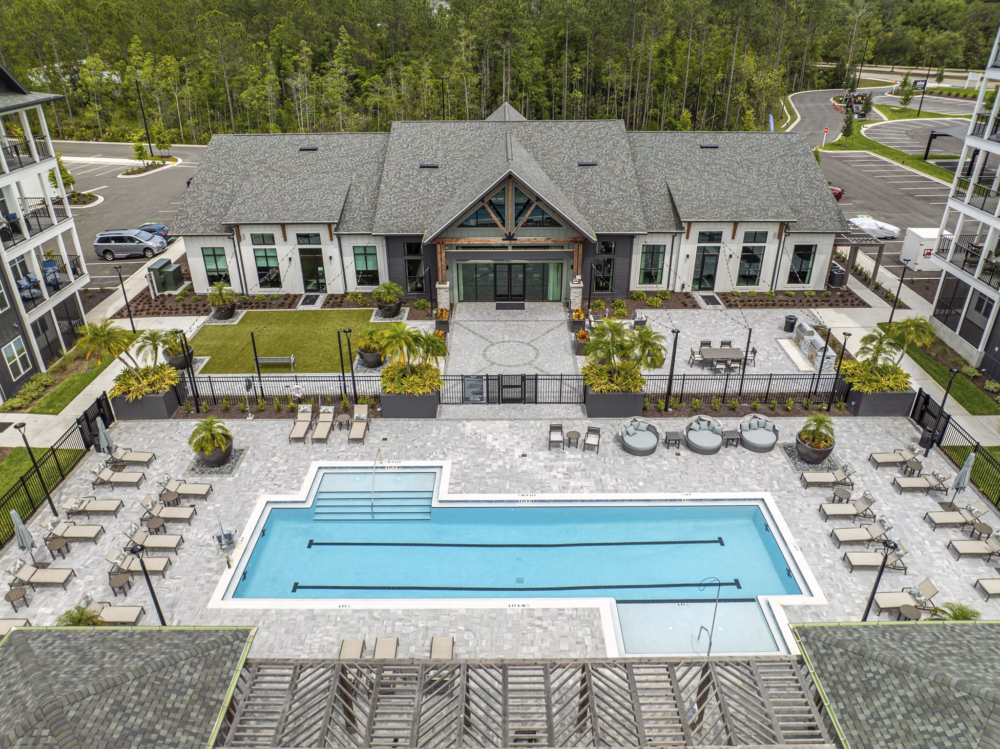pool at Rise Nocatee Apartments 