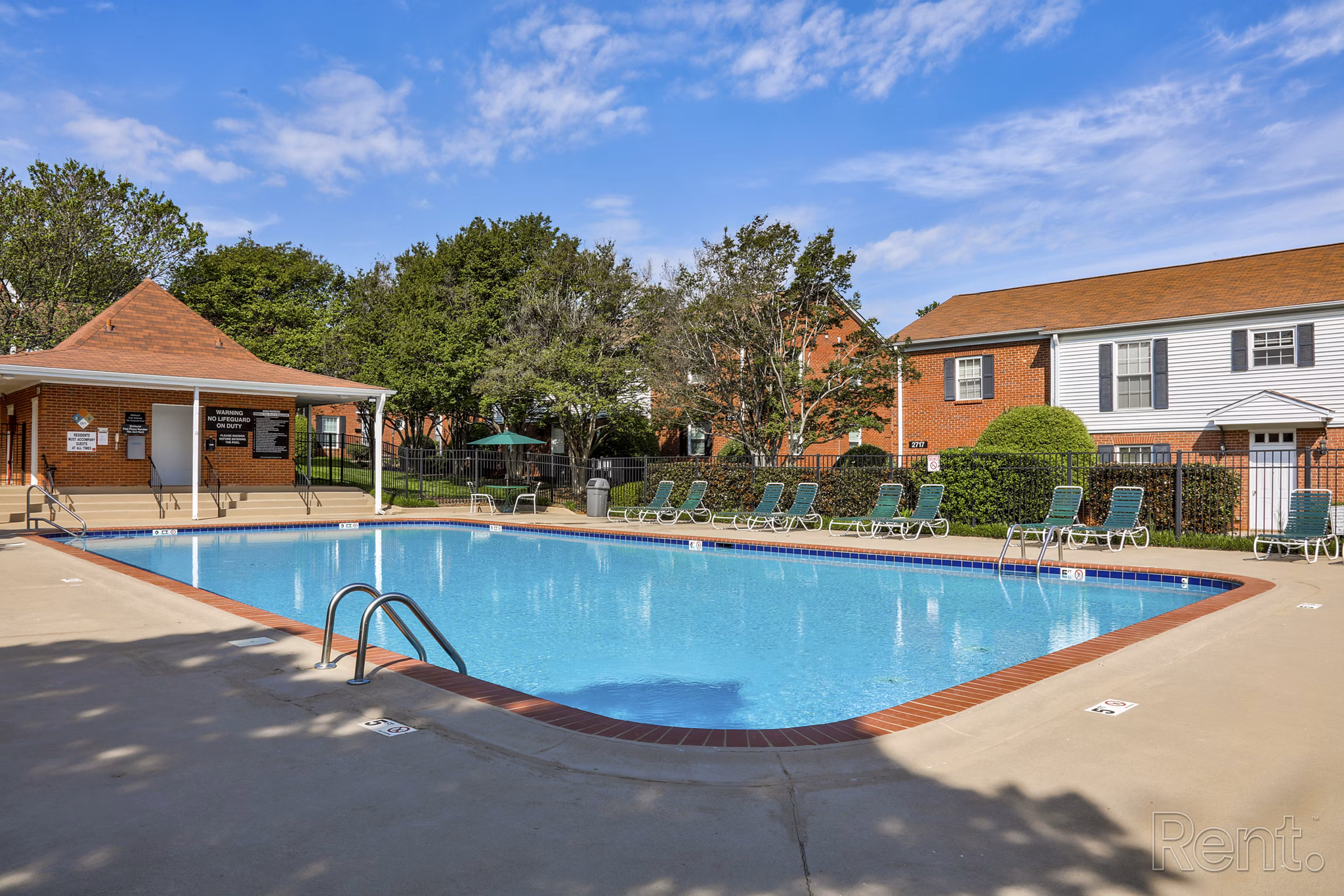 pool at Elmhurst at Sedgefield Apartments