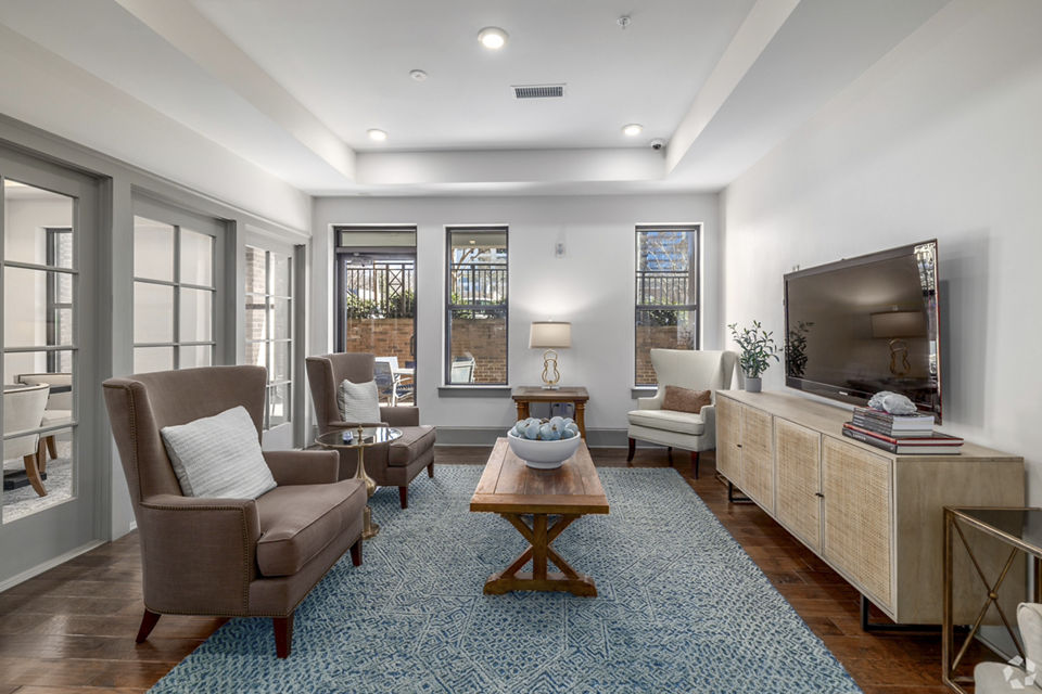 clubhouse at The Lexington Dilworth Apartments