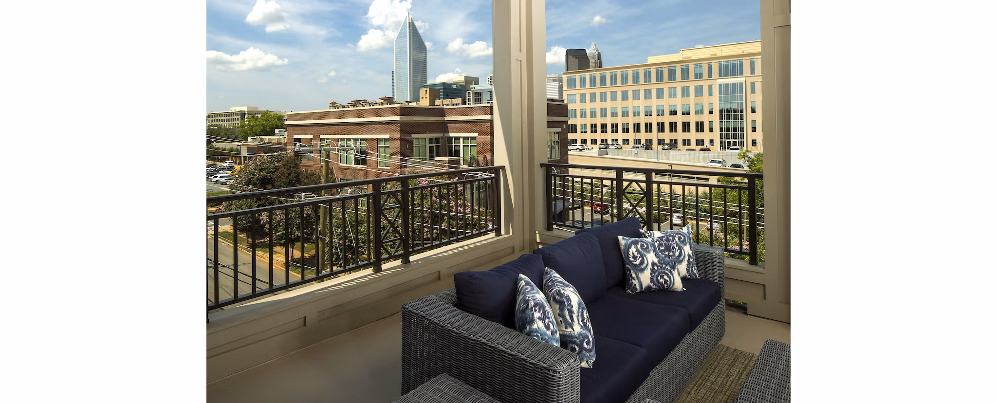 patio at The Lexington Dilworth Apartments