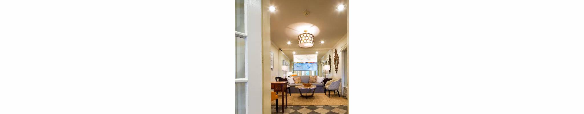 clubhouse at Queens at Granville Apartments