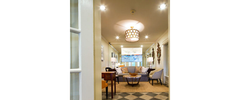 clubhouse at Queens at Granville Apartments