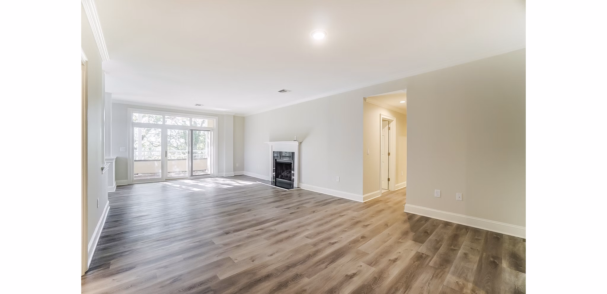 living room at Queens at Granville Apartments