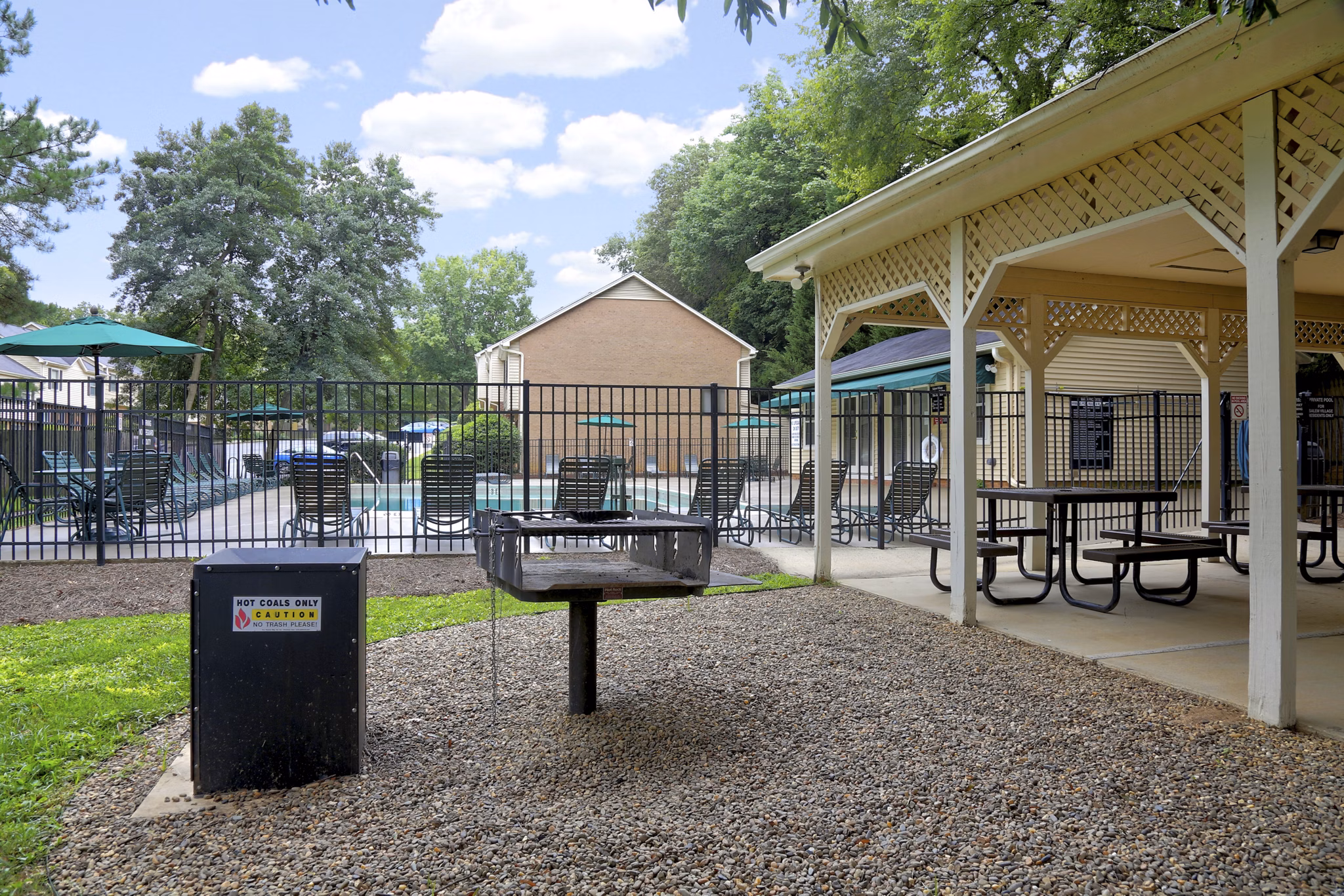 grill area at Salem Village Apartments