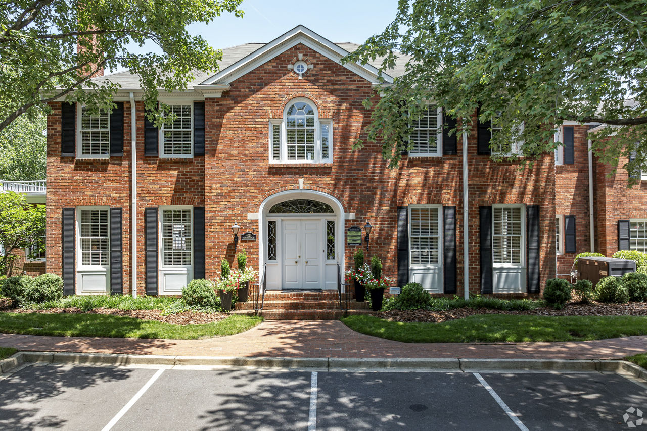 Strawberry Hill Charlotte Nc 3 of 12