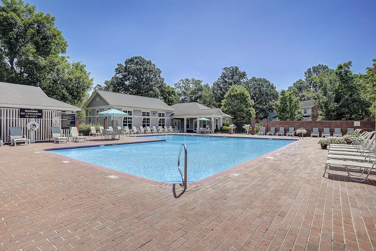 Strawberry Hill Charlotte Nc 6 of 12