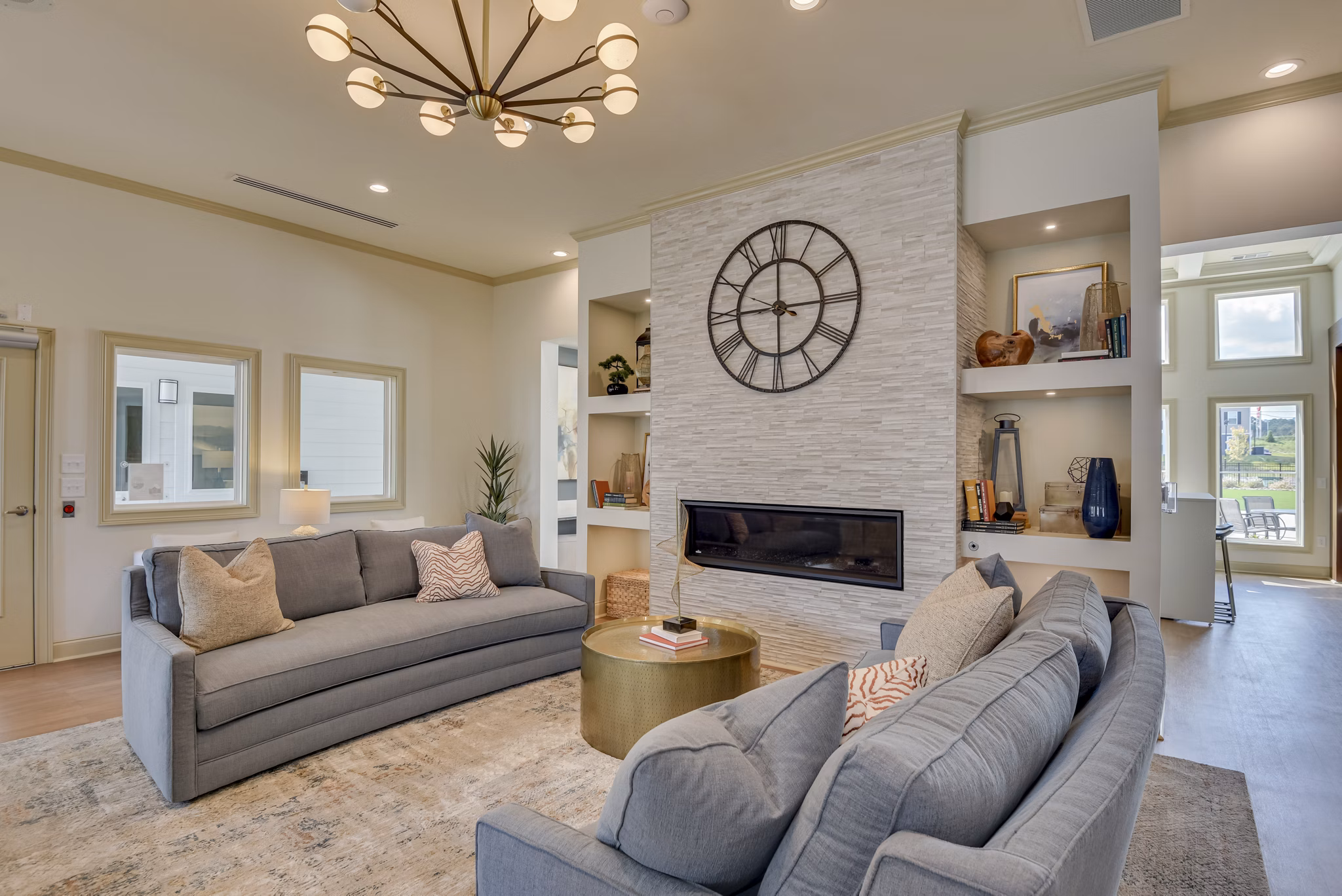 clubhouse at MacArthur Park Apartments 