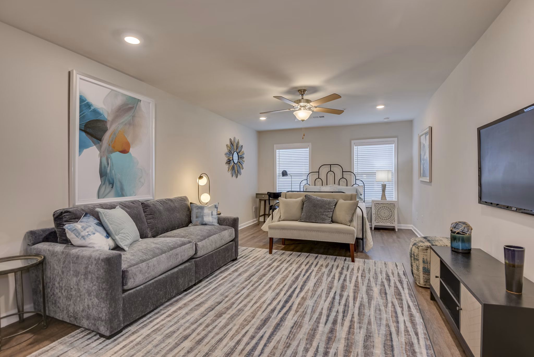 living room at MacArthur Park Apartments 
