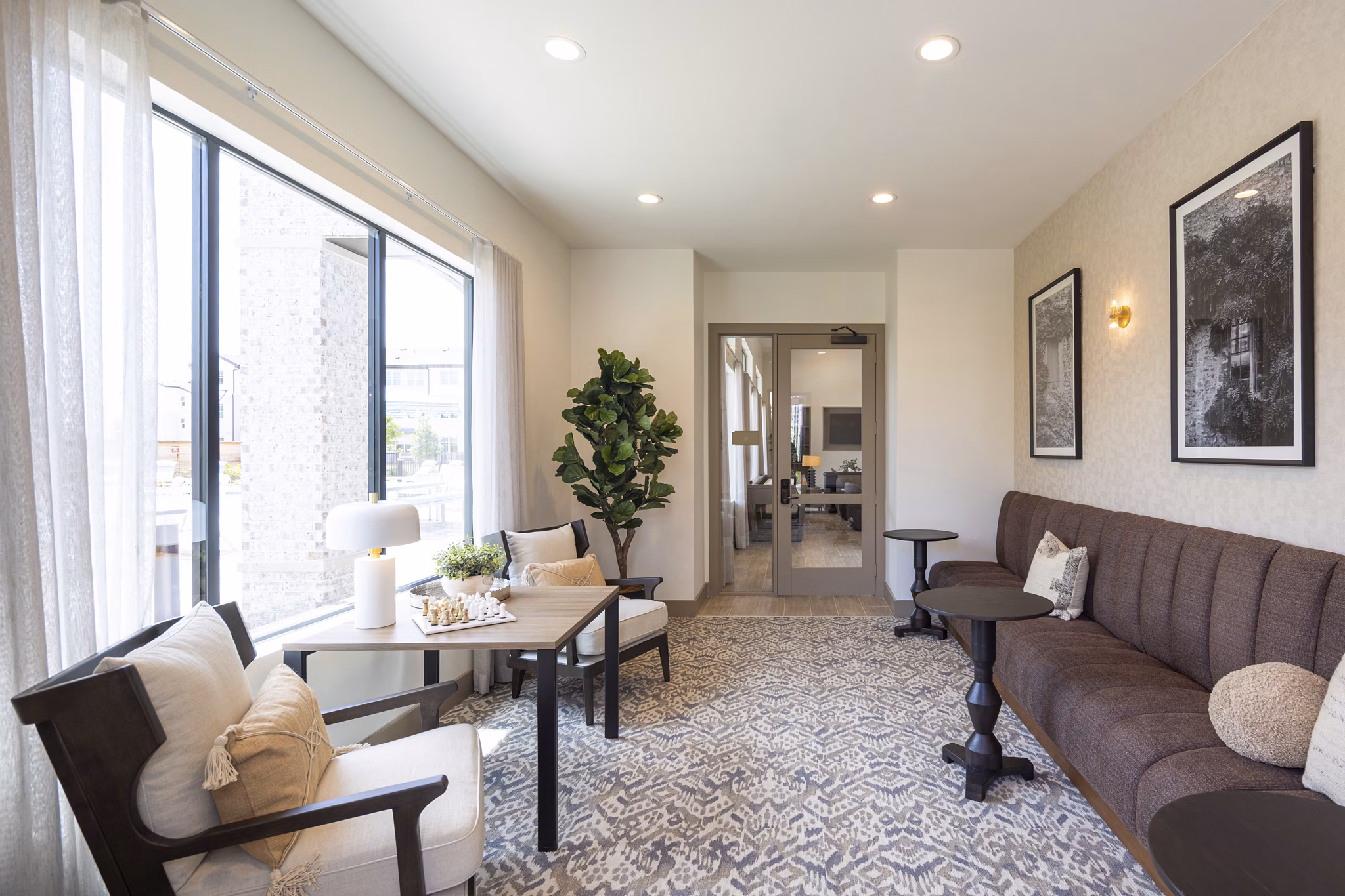 Clubhouse/Lobby at Residences at Silver Ridge Apartments