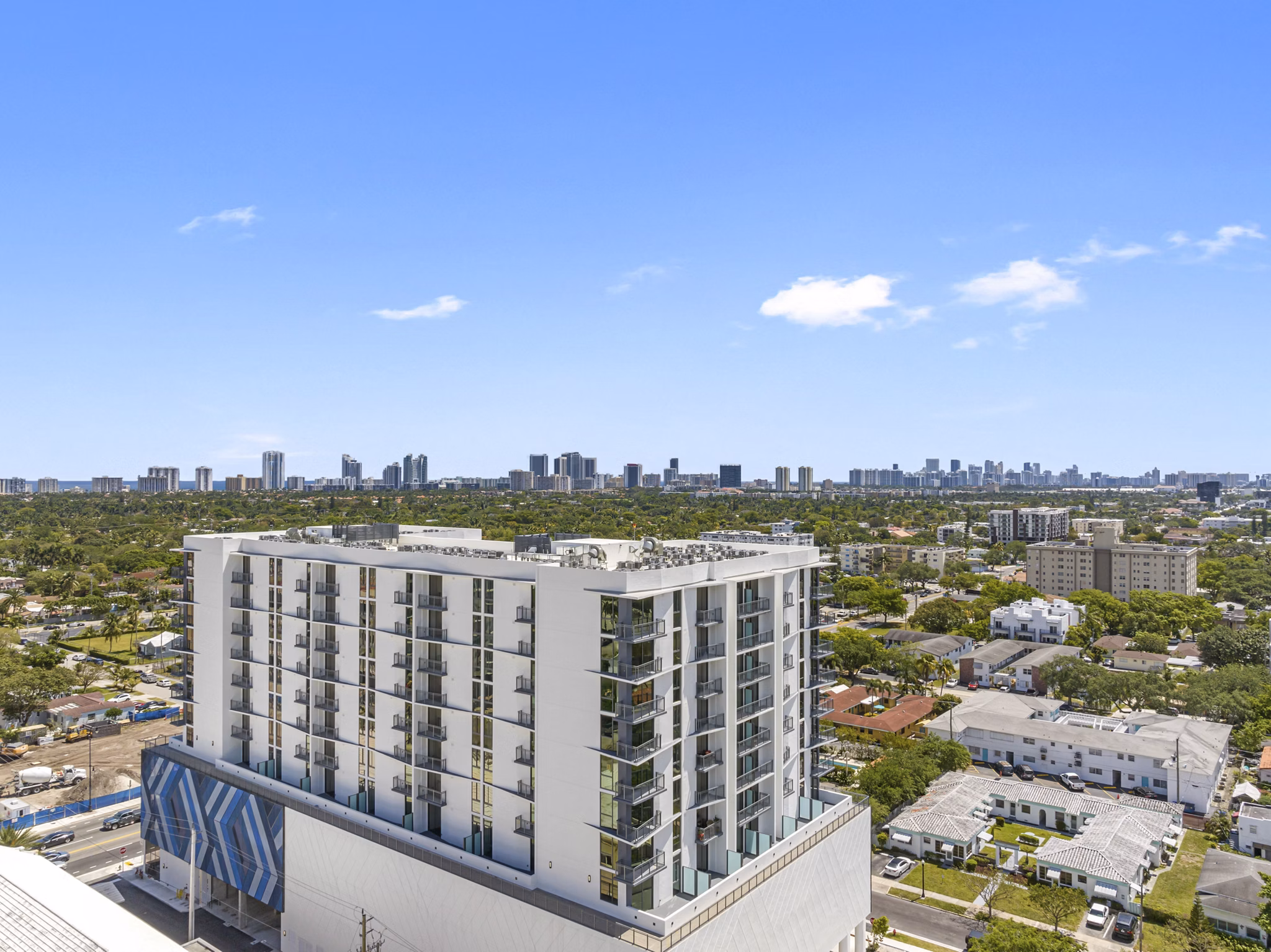 Building/Exterior at Nine Hollywood Apartments