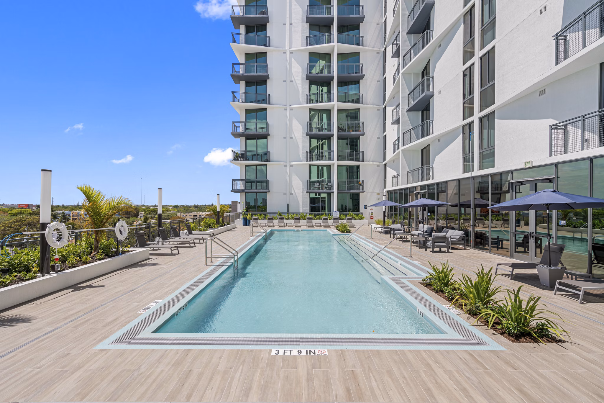 Pool at Nine Hollywood Apartments