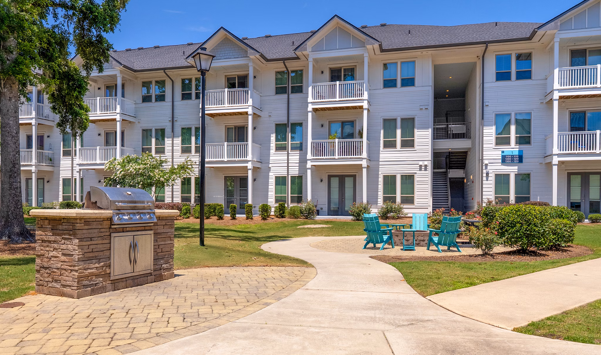 Building/Exterior at Summer Wind Apartments