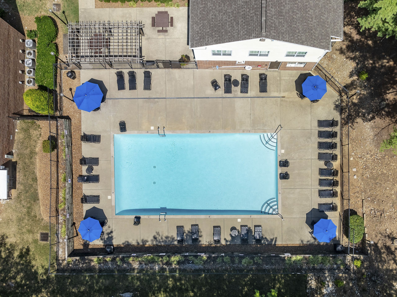 Pool at Brookridge Apartments (3 of 5)