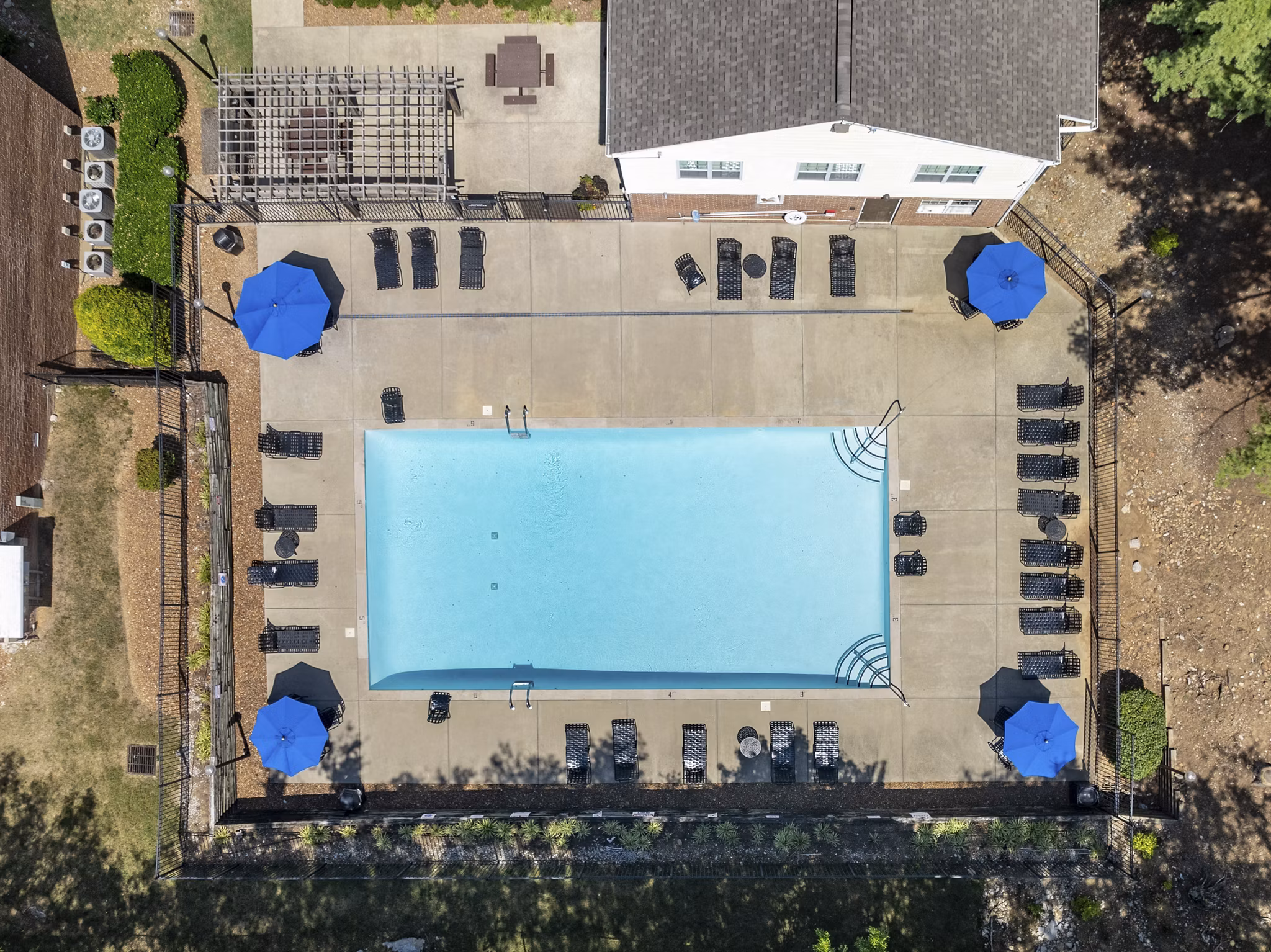 Pool at Brookridge Apartments