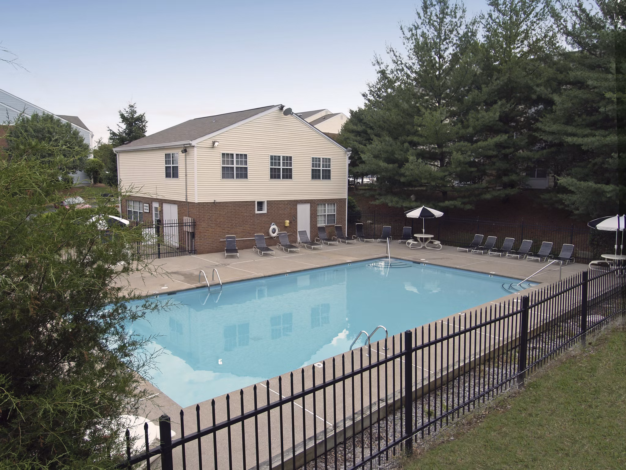 Pool at Brookridge Apartments