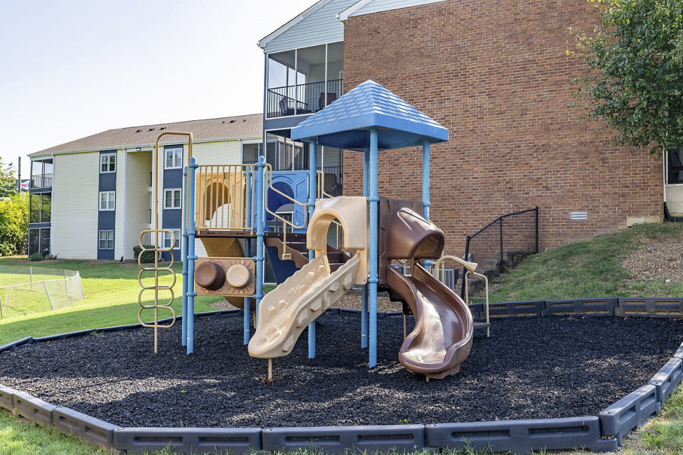 Recreational Area at Brookridge Apartments