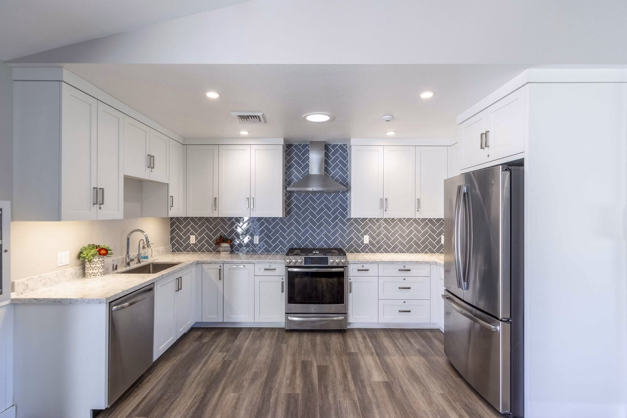 Clubhouse/Lobby at Knollwood Meadows Apartments