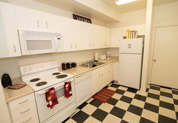 University Apartments at Ettrick