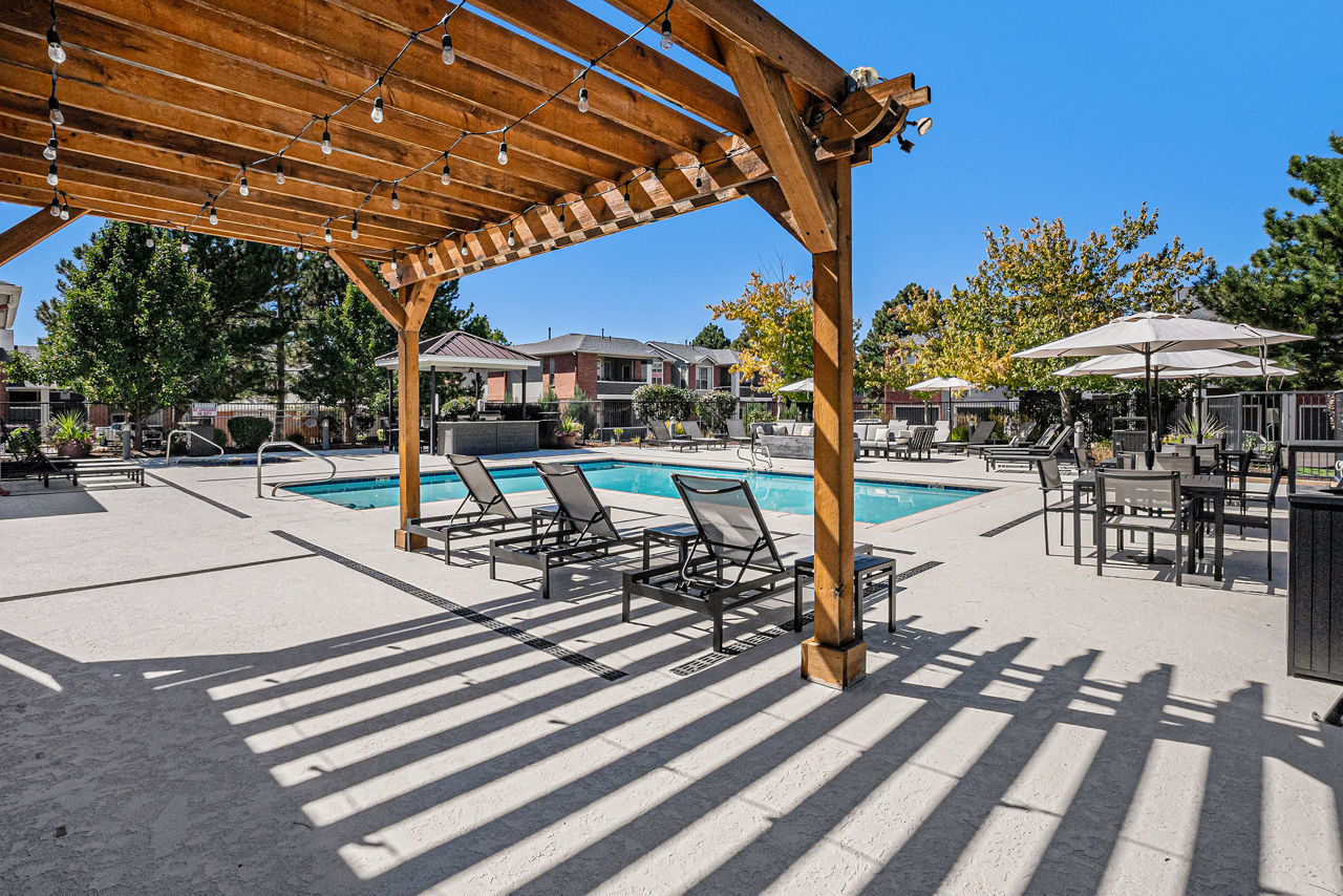 Monte Vista Apartments Littleton Co 2 of 12
