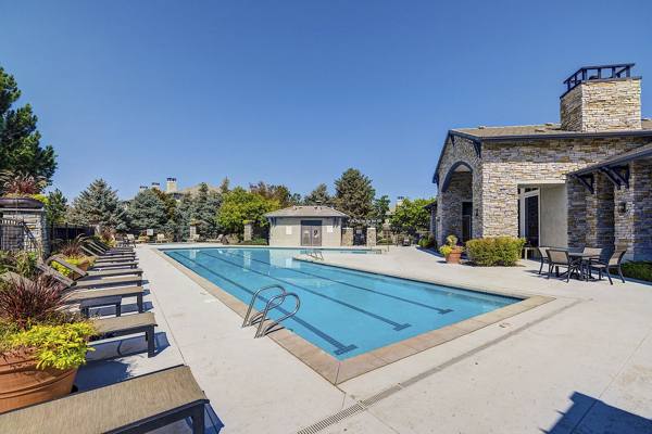 pool at Creekside at Highlands Ranch Apartments